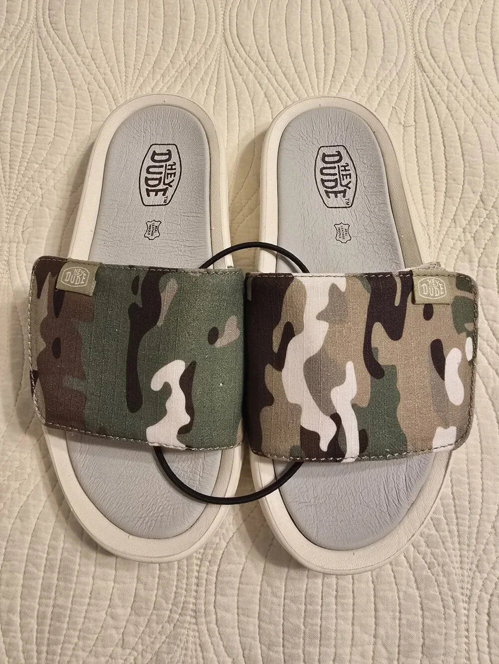 NWT Hey Dude Phoenix Youth Camo Slide Sandals